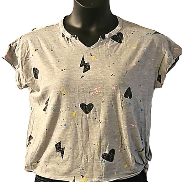Excellent Wonder Nation Girls Gray Lightning & Hearts Graphic Tee Size XL - Picture 2 of 6